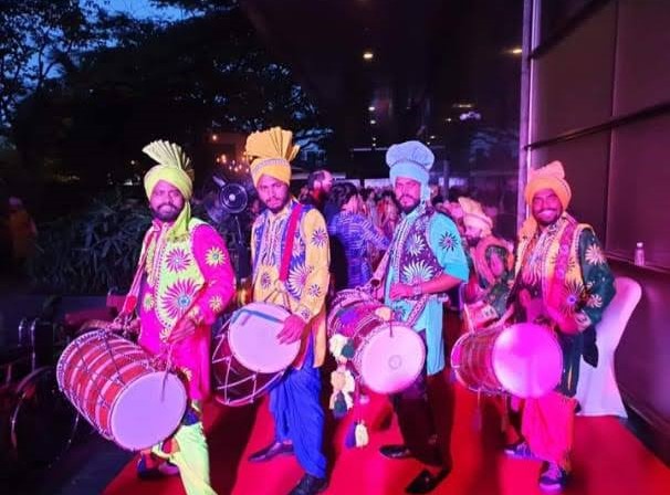 Girls Entry