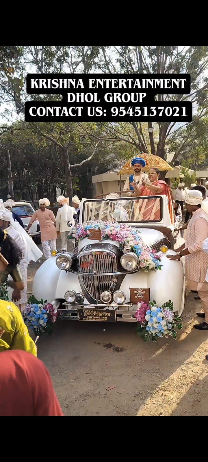Vintage Car & Ghodi